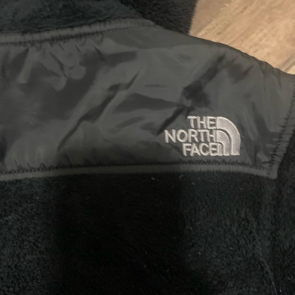 The north face black fuzzy osito for zip fleece with hood extra small Gorpcore - Picture 6 of 7